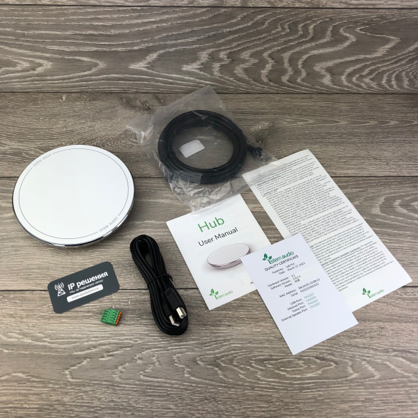 Shure Stem Hub , хаб для подключения до 12 устройств в одну систему Shure Stem Hub , хаб для подключения до 12 устройств в одну систему