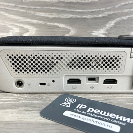 POLY STUDIO X30, видеотерминал для видеоконференций (4x, 4K, USB-C, USB 3.0)