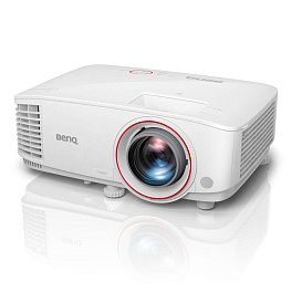 Кинотеатральный короткофокусный проектор BenQ TH671ST (DLP DC3 DMD; 1080P; Brightness : 3000 AL